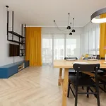 公寓 Cozy & Spacious Family By Renters 华沙