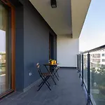 Apartament Cozy & Spacious Family By Renters *