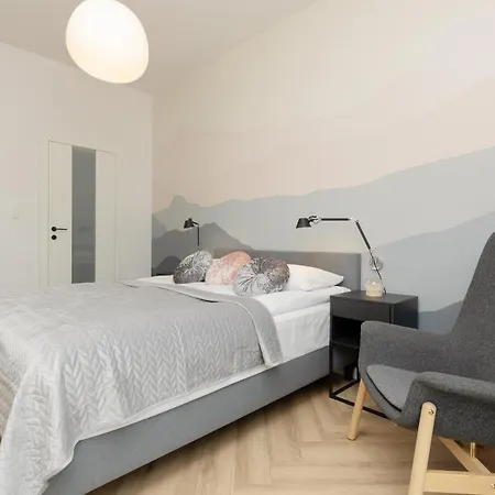 Cozy & Spacious Family By Renters Apartment Warsaw