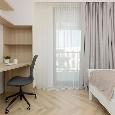 公寓 Cozy & Spacious Family By Renters 华沙