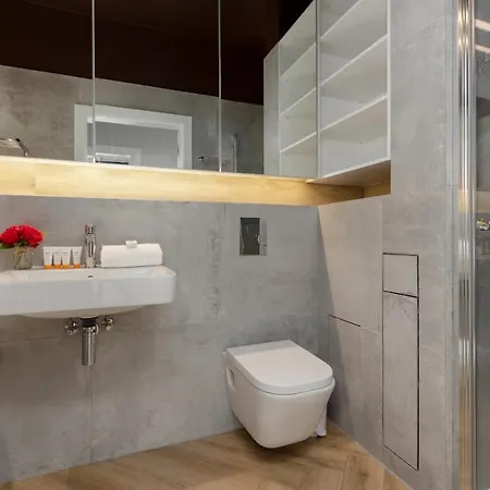 Cozy & Spacious Family By Renters 公寓 华沙