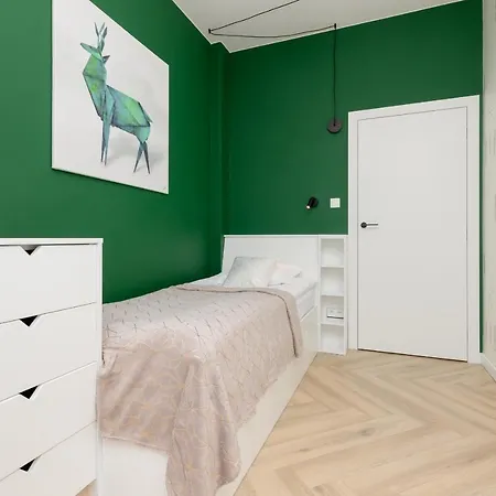 Cozy & Spacious Family By Renters Apartman