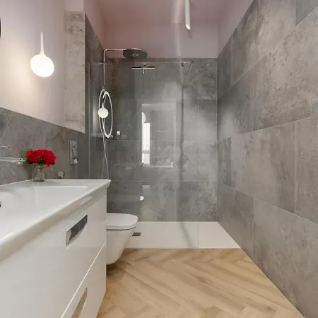 公寓 Cozy & Spacious Family By Renters